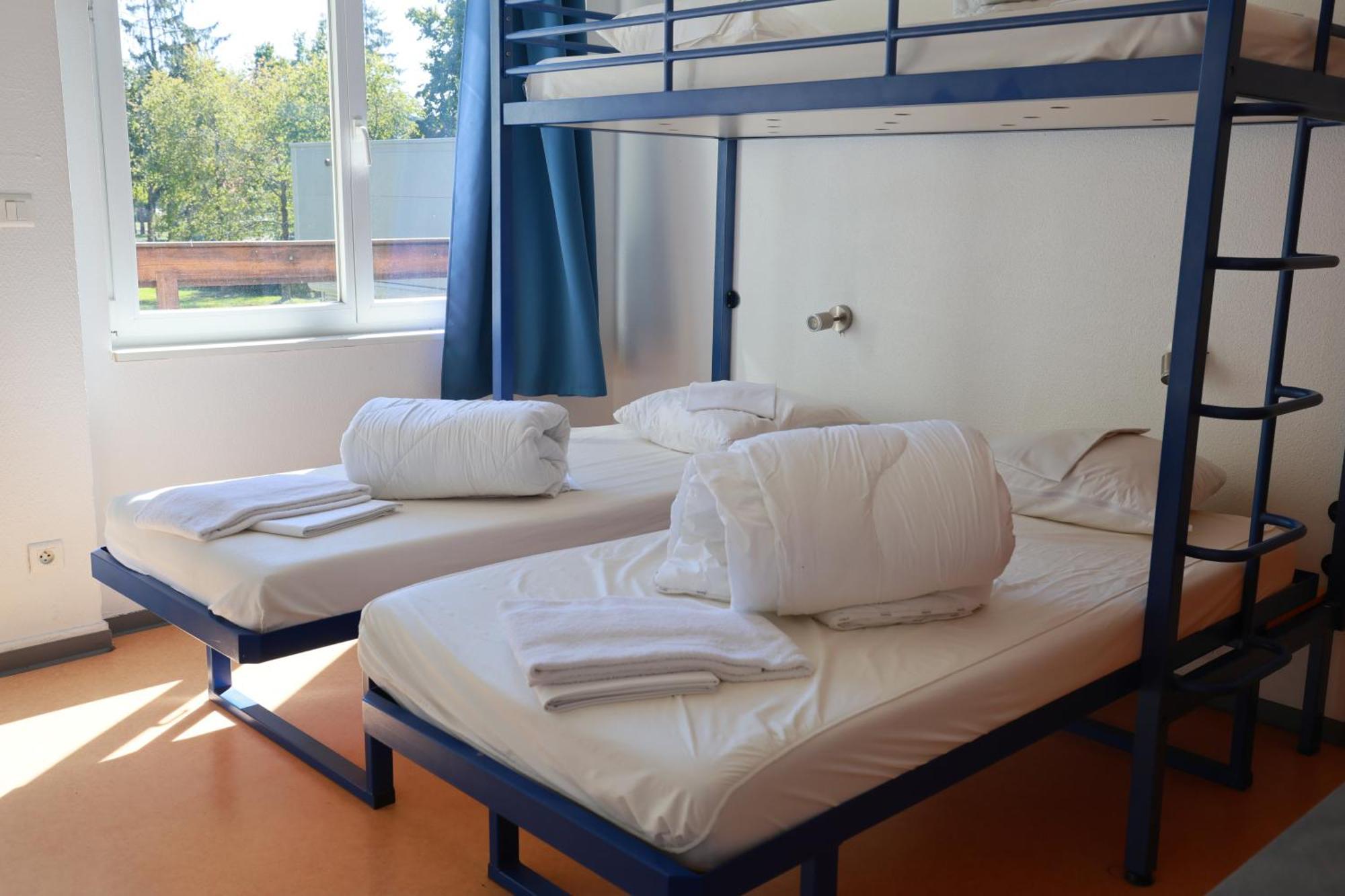 Auberge De Jeunesse De Miluza Zewnętrze zdjęcie