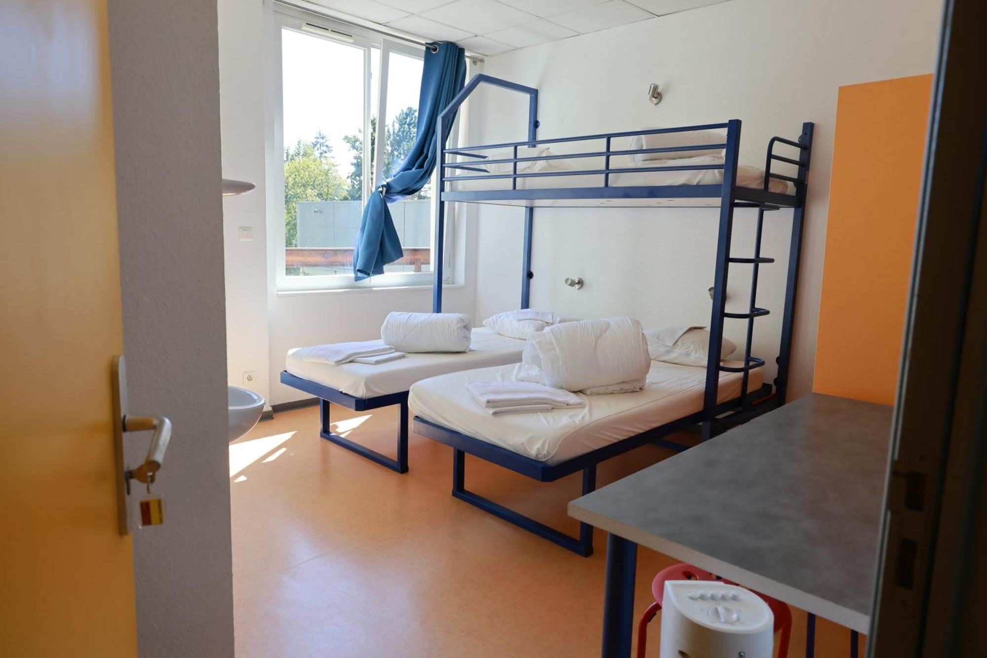 Auberge De Jeunesse De Miluza Zewnętrze zdjęcie